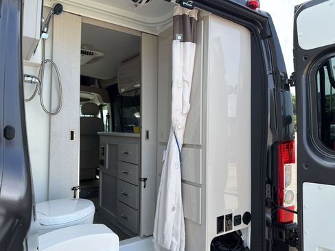 Used 2021 RAM ProMaster 1500 w/ Convenience Group FWD image 40