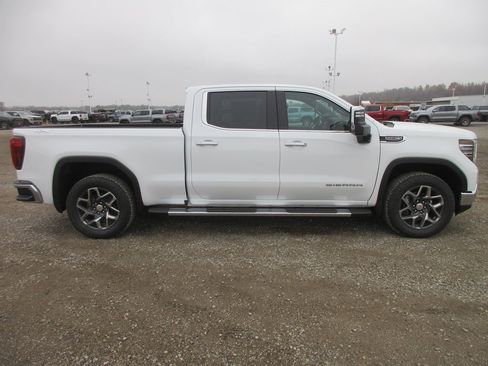 New 2026 GMC Sierra 1500 SLT w/ SLT Premium Plus Package image 3