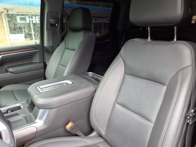 Used 2022 GMC Sierra 1500 SLT w/ SLT Premium Plus Package AWD/4WD image 9