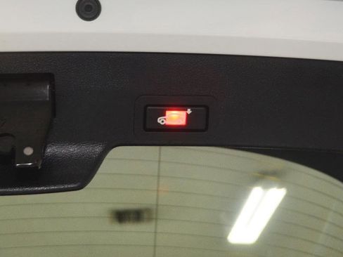 Used 2013 BMW X6 M AWD/4WD image 29