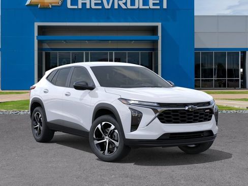 New 2026 Chevrolet Trax RS w/ Driver Confidence Package FWD image 7