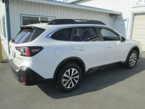 Used 2020 Subaru Outback Premium w/ Popular Package #1 AWD/4WD image 3
