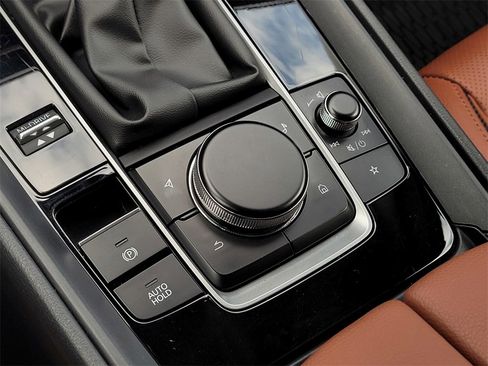 Certified 2025 MAZDA CX-50 AWD 2.5 Turbo w/ Weather Package image 20