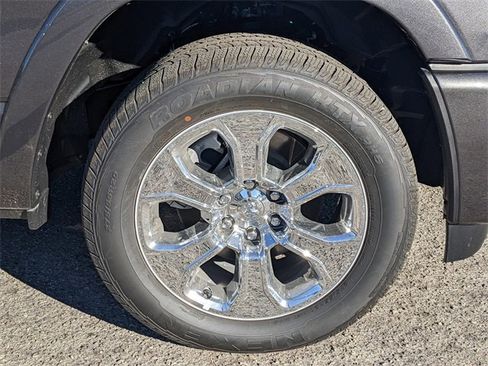 New 2025 RAM 1500 Big Horn image 8