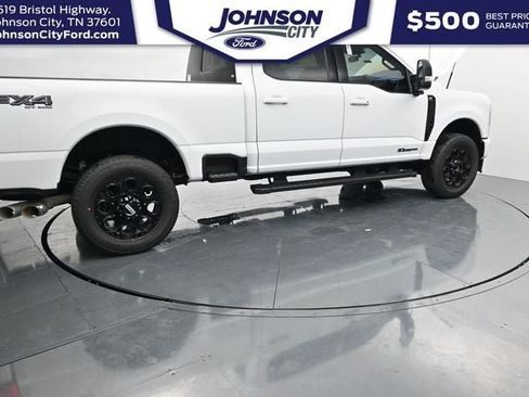 New 2026 Ford F250 XLT w/ XLT Premium Package AWD/4WD image 12