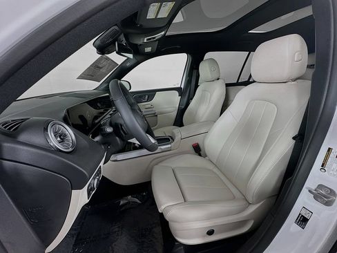 Used 2026 Mercedes-Benz GLB 250 image 20