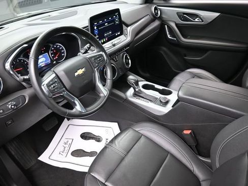 Used 2023 Chevrolet Blazer LT image 18