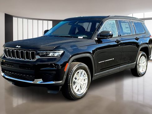 New 2025 Jeep Grand Cherokee L Laredo w/ Luxury Tech Group I image 2