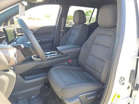 New 2026 Chevrolet Equinox LT AWD/4WD image 16