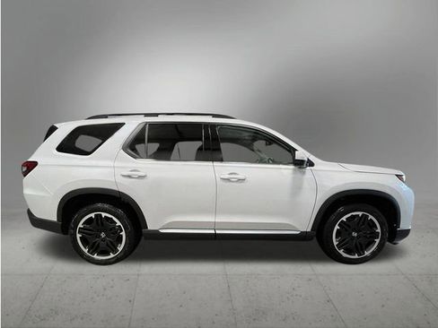 New 2026 Honda Pilot image 9