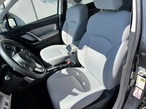 Used 2018 Subaru Forester 2.5i Premium image 16