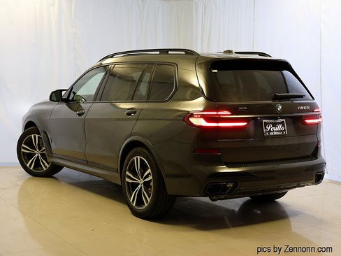 Used 2027 BMW X7 M60i AWD/4WD image 9