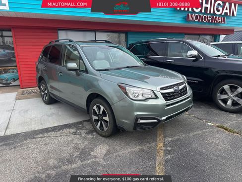 Used 2017 Subaru Forester 2.5i Premium w/ All-Weather Package AWD/4WD image 3