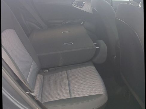 Used 2024 Kia Soul LX w/ Option Group 015 FWD image 15