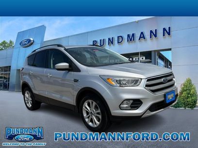 Used 2017 Ford Escape SE w/ Equipment Group 201A