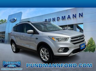 Used 2017 Ford Escape SE w/ Equipment Group 201A FWD video 1