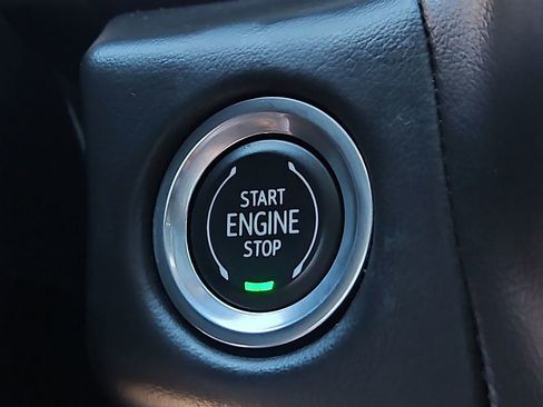 Used 2023 Chevrolet Tahoe Z71 w/ Luxury Package image 25