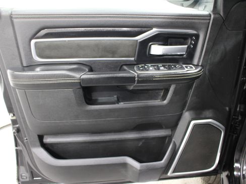 Used 2022 RAM 3500 Laramie image 7