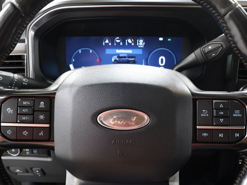 Used 2023 Ford F250 Platinum AWD/4WD image 15
