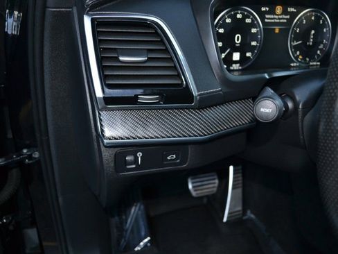 Used 2019 Volvo XC90 T6 R-Design w/ Protection Package image 17