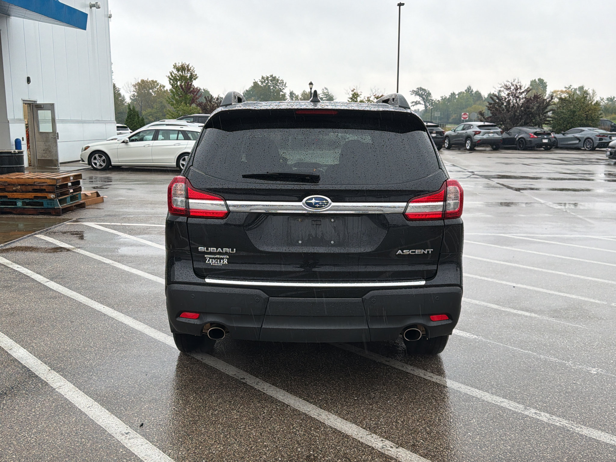 Used 2020 Subaru Ascent Premium w/ Convenience Package AWD/4WD image 4