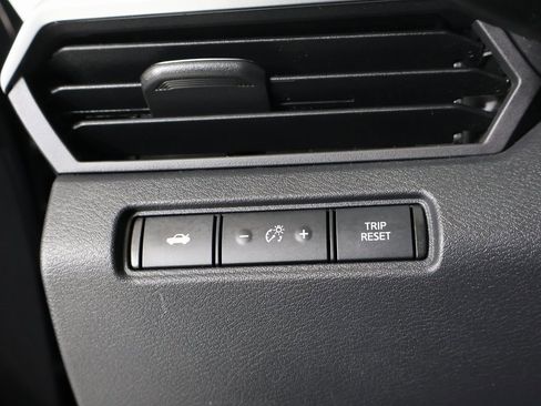 Used 2021 Nissan Altima 2.5 SV image 23