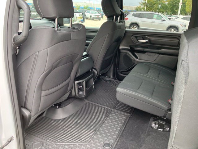 Used 2025 RAM 1500 Warlock AWD/4WD image 24
