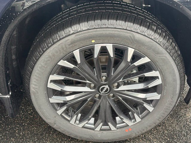 Used 2026 Nissan Rogue Platinum w/ Platinum Premium Package AWD/4WD image 14