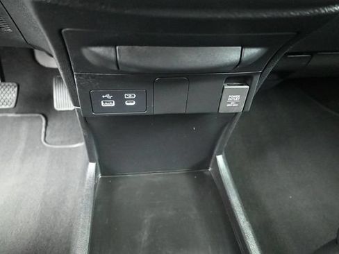 Used 2025 Honda Odyssey Sport-L image 4