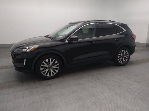 Used 2020 Ford Escape Titanium AWD/4WD image 2