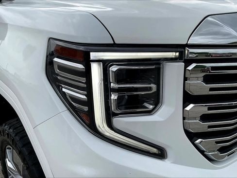 Used 2022 GMC Sierra 1500 Denali w/ Denali Reserve Package image 28