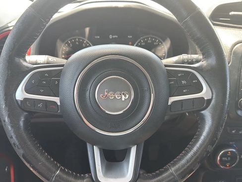 Used 2016 Jeep Renegade Trailhawk w/ Premium Trailhawk Package AWD/4WD image 15