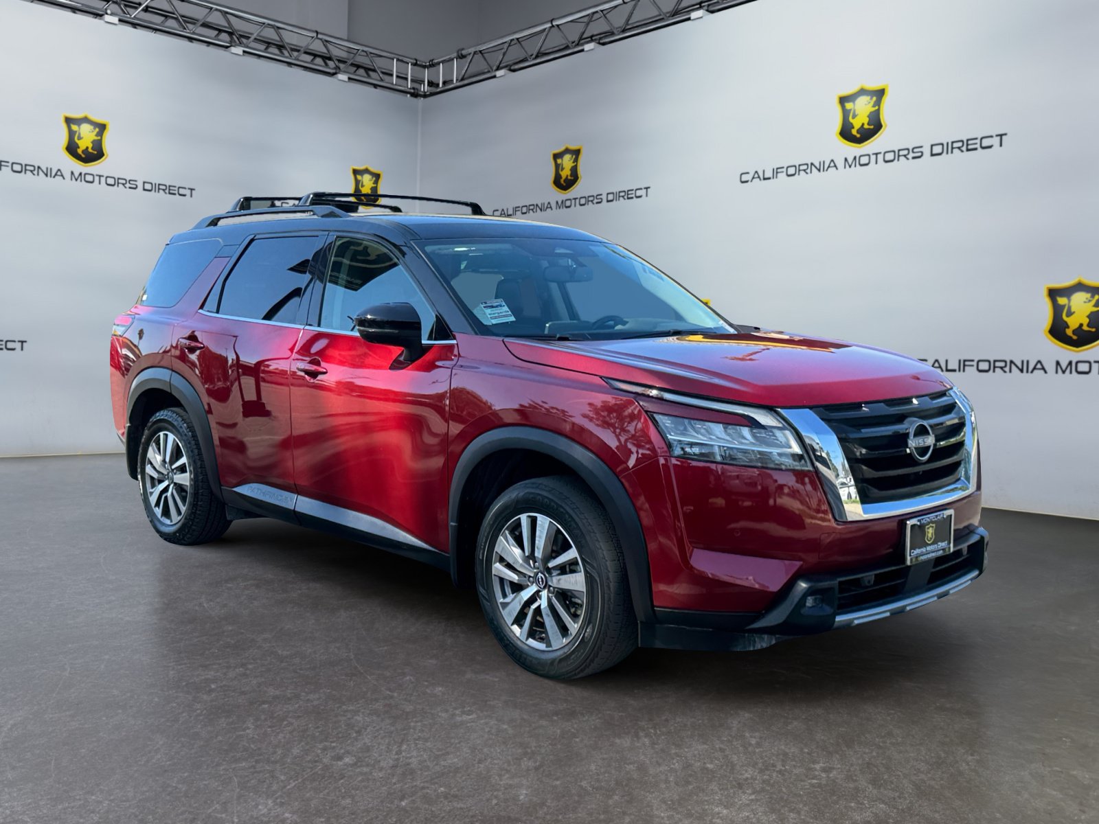 Used 2022 Nissan Pathfinder SL FWD image 7
