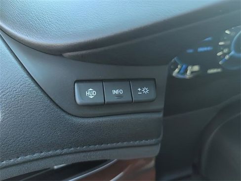 Used 2020 Cadillac Escalade Luxury image 21