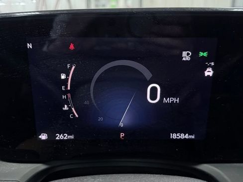 Used 2024 Buick Encore GX Preferred FWD image 25