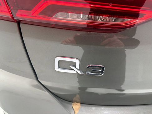 Used 2022 Audi Q3 2.0T Premium Plus image 29