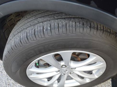 Used 2017 INFINITI QX70 2WD w/ Premium Package image 24