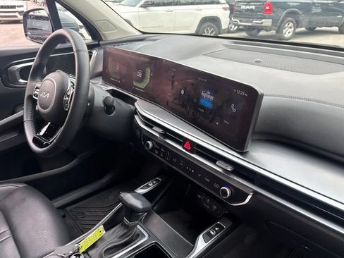 Used 2025 Kia Sorento EX w/ Panoramic Sunroof Package AWD/4WD image 29