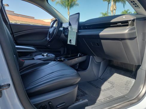 Used 2024 Ford Mustang Mach-E Premium RWD image 23