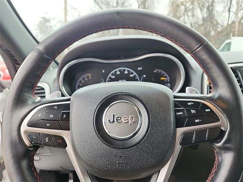 Used 2018 Jeep Grand Cherokee Trailhawk image 12