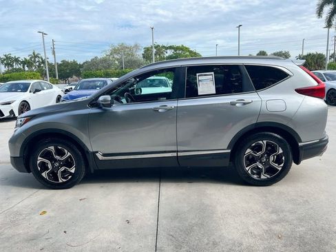 Used 2019 Honda CR-V Touring image 4