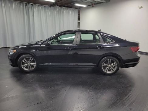 Used 2021 Volkswagen Jetta R-Line FWD image 5