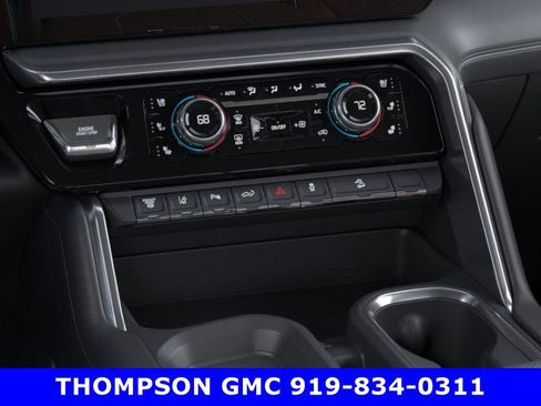 New 2025 GMC Sierra 2500 Denali w/ Denali Reserve Package image 23