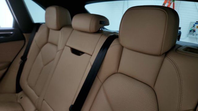 Used 2019 Porsche Macan S AWD/4WD image 41