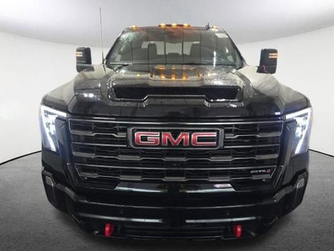 Used 2024 GMC Sierra 3500 AT4 w/ AT4 Premium Plus Package image 2