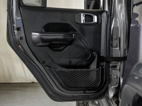 Used 2020 Jeep Gladiator Sport w/ Quick Order Package 24S image 35