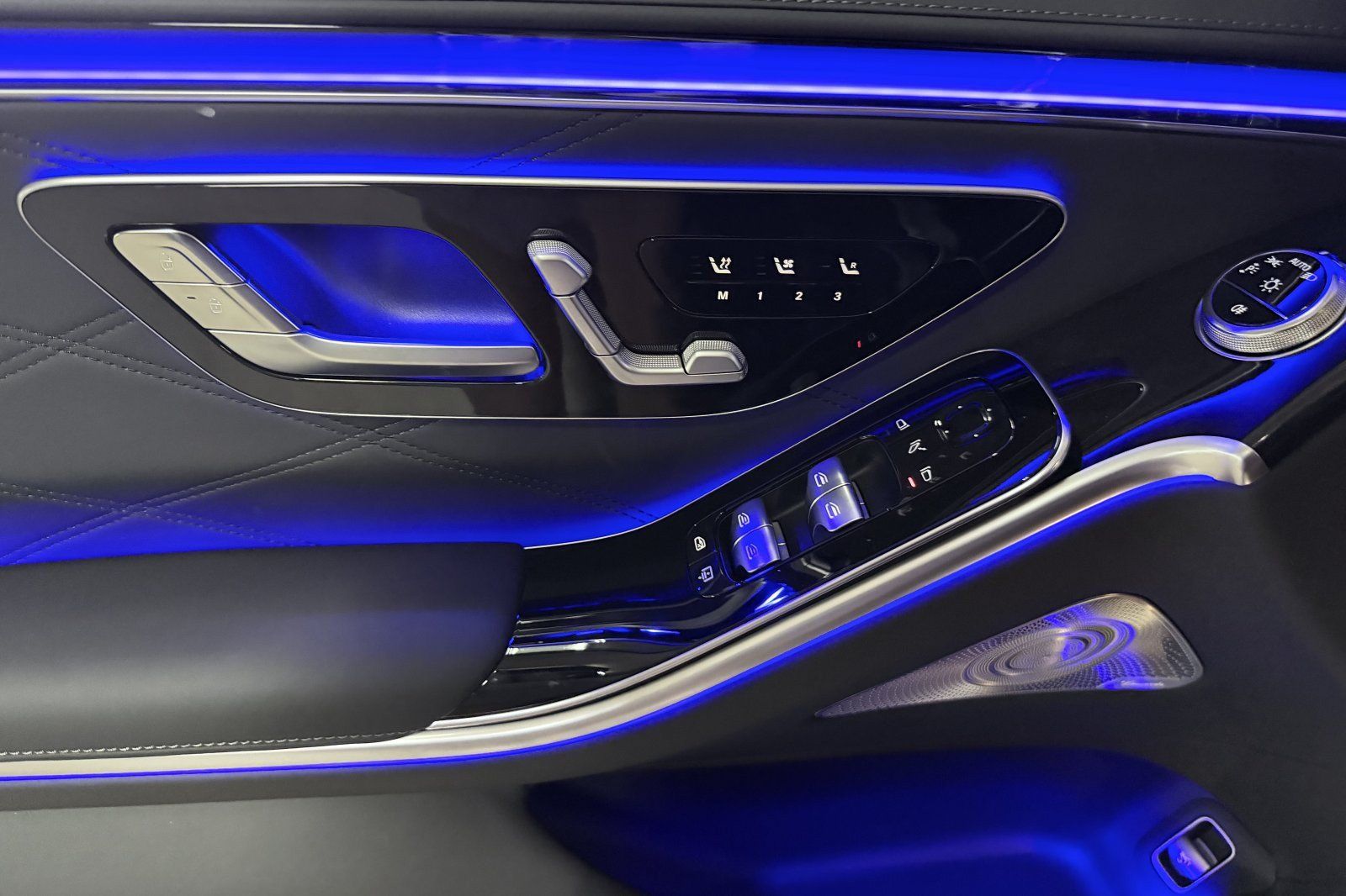 New 2026 Mercedes-Benz Maybach S 680 4MATIC image 10