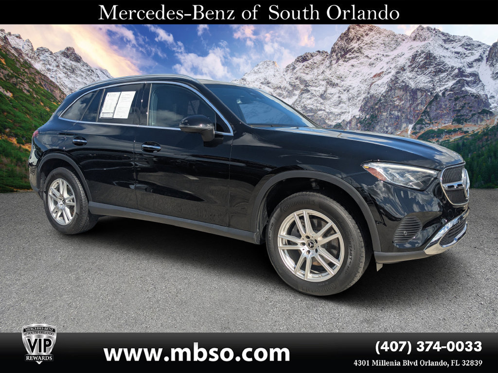 Used 2023 Mercedes-Benz GLC 300 4MATIC image 1