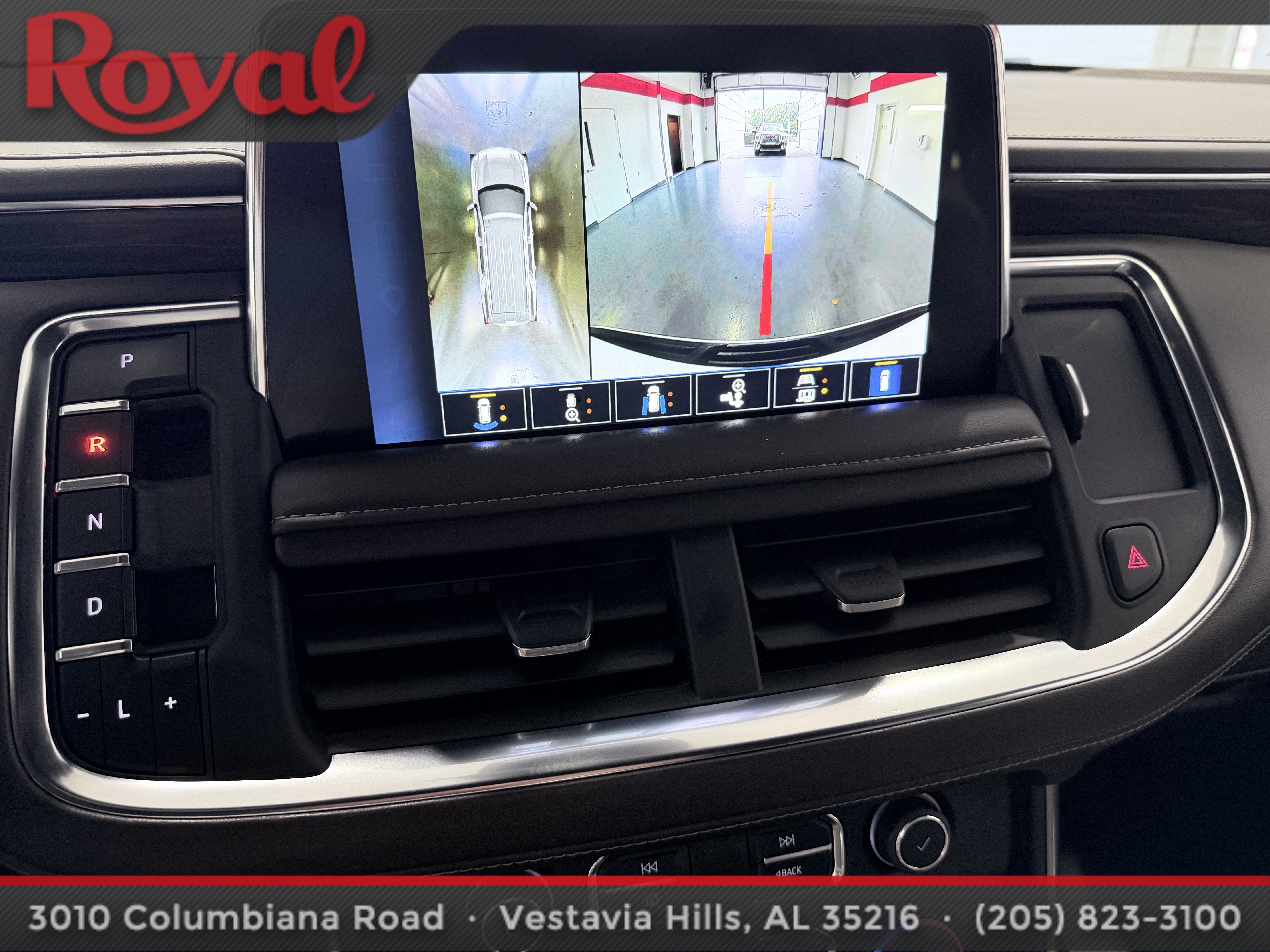 Used 2023 Chevrolet Tahoe Z71 w/ Luxury Package AWD/4WD image 26