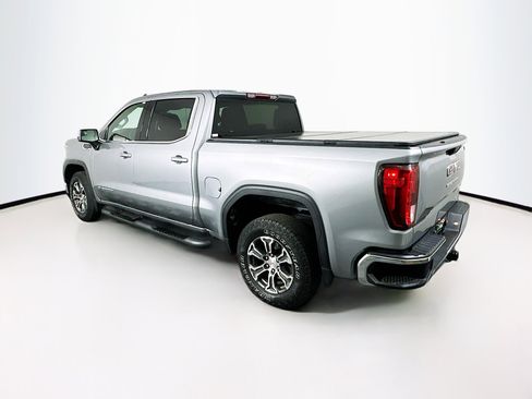 Used 2023 GMC Sierra 1500 SLE image 5